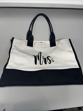 Lamyba Mrs. Canvas Tote Bag — Black and White Everyday Tote